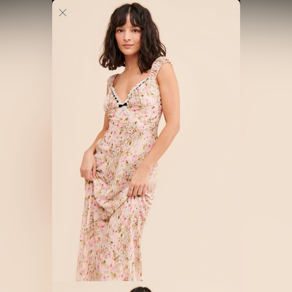 For Love And Lemons Dresses & Skirts - EUC For Love and Lemons Emmaline Maxi Dress
